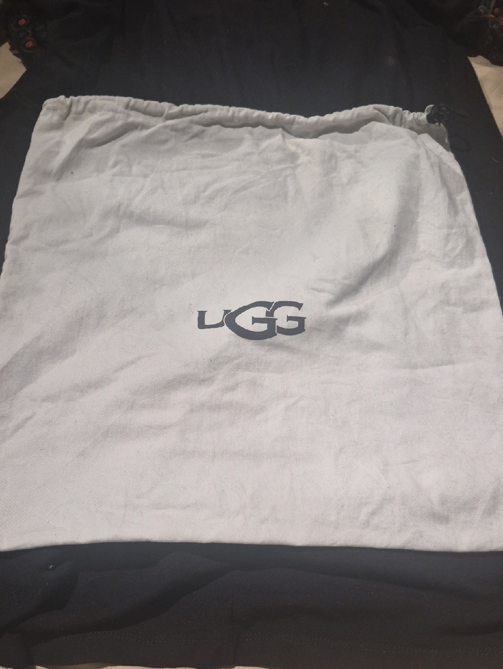UGG Light Beige Drawstring Dust Bag with Center Logo